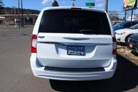 2016 Chrysler Town & Country 4dr Wgn Touring Van-Minivan E And J Motors - Image 6