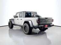2020 Jeep Gladiator Mojave _Jeep_ _Gladiator_ _Truck_ - Image 4