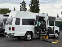 2013 Ford E-350 - WHEELCHAIR VAN / HANIDCAP VAN Handicap Van washington county - Image 4