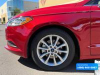 2017 Ford Fusion SE 4dr Sedan + Fast Auto - Image 4