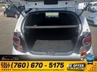 2015 Chevrolet Sonic LT Auto Hatchback PRICED TO SELL! Bloom Auto Sales - Image 5