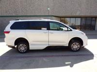 2018 TOYOTA SIENNA EXL-NAV WHEELCHAIR HANDICAPPED POWER RAMP VAN Irving, TX - Image 3