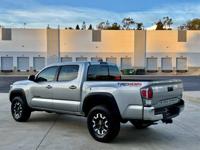 TOYOTA TACOMA TRD OFFRD 4WD SUPER LOW MILES city of san diego - Image 3