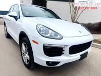 2016 Porsche Cayenne AWD PREMIUM PACKAGE SUV ! PHILADELPHIA - Image 2