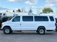 2006 Ford E-350 XLT - 15 PASSENGER VAN / ONLY 77K MILES Passenger Van in Beaverton - Image 4