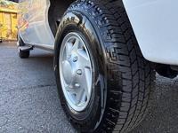 2011 Ford E-Series E 350 SD XL 3dr Extended Passenger Van Handicap Van washington county - Image 9