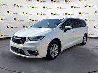 2023 Chrysler Pacifica Touring L DOWN FOR ANY CREDIT!!! 215-234-7321 + ROYAL CAR CENTER
