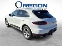2017 Porsche Macan AWD All Wheel Drive SUV SE HABLA ESPANOL - Good Credit/Bad Credit - APPROVED! - Image 4
