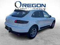 2017 Porsche Macan AWD All Wheel Drive SUV SE HABLA ESPANOL - Good Credit/Bad Credit - APPROVED! - Image 6