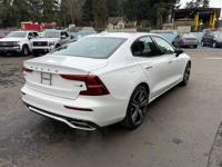 2020 VOLVO S60 T6 R-DESIGN 2.0L I4 F DOHC 16V CLEAN CARFAX // NICE!! - Image 7