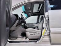 2005 TOYOTA HIGHLANDER LIMITED *AWD * 3RD ROW*LEATHER HEATED* RELIABLE Portland - Image 10