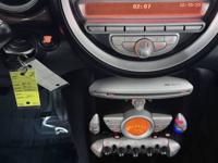 2010 MINI COOPER CLUBMAN S TYPE * 6 SPEED MANUAL * MAJOR SERVICES DONE Portland - Image 6