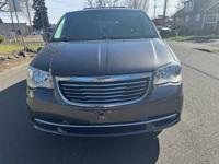2015 Chrysler Town & Country Touring-L | Clean title | DVD | Stow n Go Vancouver - Image 10