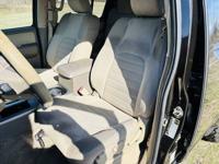 2012 Nissan Pathfinder LE 4x4 4dr SUV _Nissan_ _Pathfinder_ _Sedan_ - Image 8