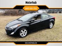 2013 Hyundai Elantra GLS 4dr Sedan 6A _Hyundai_ _Elantra_ _Sedan_