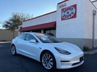 2019 Tesla Model 3 Performance Sedan Mesa - Image 2