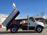 2009 INTERNATIONAL 4300 DURASTAR DUMP AC UNDER CDL 46K LOW MILES AUTO St Joseph MO - Image 2