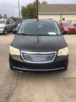 2011 Chrysler Town and Country Houston - Image 3