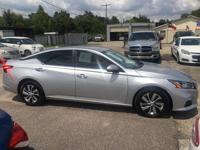 2020 Nissan Altima Houston - Image 4