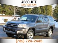 2004 Toyota 4 Runner SR5 4WD 4dr SUV w/V6 Toyota 4 Runner Sedan