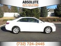 2011 Toyota Camry LE 4dr Sedan 6A Toyota Camry Sedan - Image 5