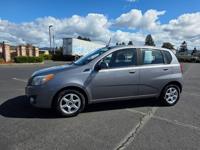 2009 PONTIAC G3 HATCHBACK *189k *CARFAX Longview - Image 2