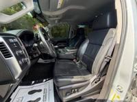 2017 Chevrolet Chevy Silverado 1500 LTZ Z71 4x4 4dr Crew Cab 5.8 ft. SB + Gator Truck Center of Ocala - Image 10