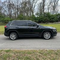 2016 Jeep Cherokee latitude Nashville - Image 5