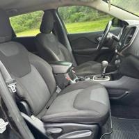 2016 Jeep Cherokee latitude Nashville - Image 10