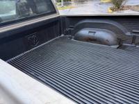 2004 Dodge Ram 1500 1500 INSTANT APPROVALS ! + FINANCING AVAILABLE! - Image 9