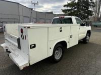 2015 Chevrolet Chevy Silverado 3500HD 3500 INSTANT APPROVALS ! + FINANCING AVAILABLE! - Image 5