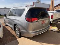 2020 Chrysler Pacifica Touring L FWD - Image 4