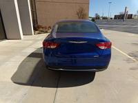 2015 Chrysler 200 4dr Sdn Limited FWD - Image 5