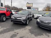 2017 TOYOTA RAV4 LIMITED EXCELLENT CONDITION!!!! CENTRAL PARK AVE YONKERS - Image 3