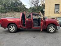 2019 NISSAN TITAN SV CREW CAB EXCELLENT CONDITION!!!! CENTRAL PARK AVE YONKERS - Image 8