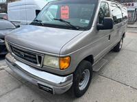2003 Ford Econoline Wagon E-350 Super XLT queens - Image 3