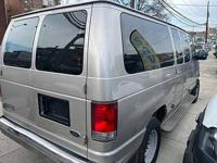 2003 Ford Econoline Wagon E-350 Super XLT queens - Image 5
