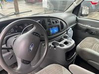 2003 Ford Econoline Wagon E-350 Super XLT queens - Image 10