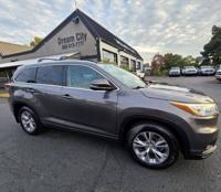 2015 Toyota Highlander AWD All Wheel Drive Xle Sport Utility 4d SUV D OVER 200 TRUCKS IN STOCK - Image 7