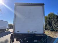 2017 ISUZU NPR NQR HD 18FT BOX TRUCK 5.2L DIESEL LIFTGATE 148K MILES GARDENA/ LOS ANGELES DELIVERY - Image 7