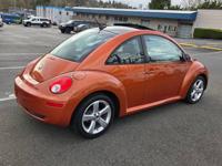 2010 Volkswagen New Beetle Automatic Hatchback Low Mileage! Bellevue - Image 8