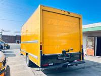 2021 GMC G33903 SAVANA 3500 16 FT BOX TRUCK WALKUP RAMP 97K MILES GARDENA/ LOS ANGELES DELIVERY - Image 5