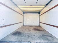 2021 GMC G33903 SAVANA 3500 16 FT BOX TRUCK WALKUP RAMP 97K MILES GARDENA/ LOS ANGELES DELIVERY - Image 9