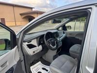 2016 Toyota Sienna LE Automatic Good Condition Houston - Image 6