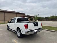 2007 Nissan Titan LE Limited Automatic Good Condition Houston - Image 5