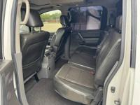 2007 Nissan Titan LE Limited Automatic Good Condition Houston - Image 7