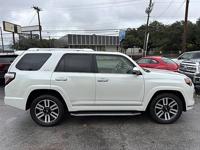 LIKE NEW! 2017 Toyota 4runner Limited RWD V6 Loaded 1-owner MINT! - Image 4