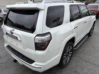 LIKE NEW! 2017 Toyota 4runner Limited RWD V6 Loaded 1-owner MINT! - Image 8