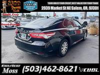 2020 Toyota Camry Hybrid LE 4dr Sedan - Image 7