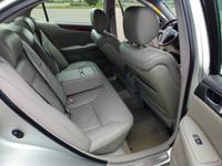 2004 Lexus ES 330 Base 4dr Sedan Sedan Roberto's Auto Sales - Image 10